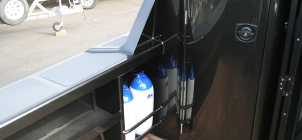 Boats- Aluminium DNA 821 HT-9