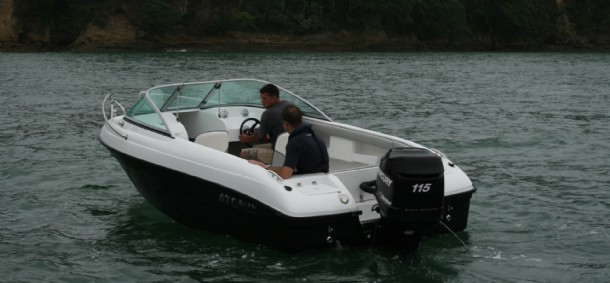 Boats- GRP Atomix 550 S-2