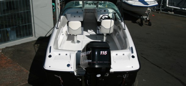 Boats- GRP Atomix 550 S-7