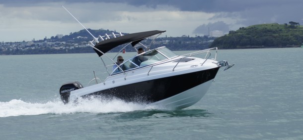 Boats- GRP Atomix 560-3