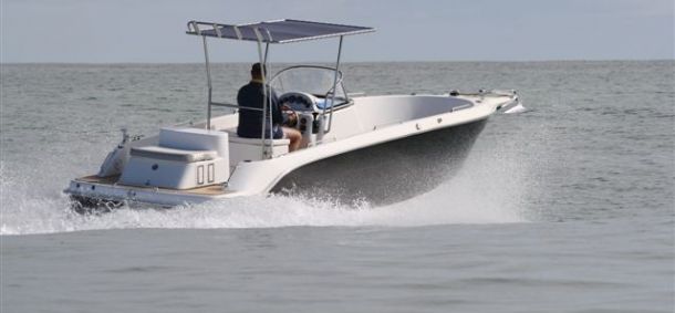 Boats- GRP Atomix Centre Console 7500 Fisherman-3