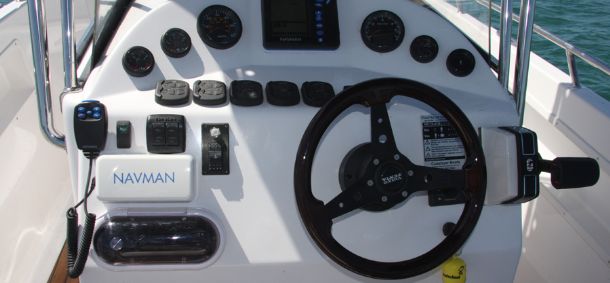 Boats- GRP Atomix Centre Console 7500 Fisherman-7