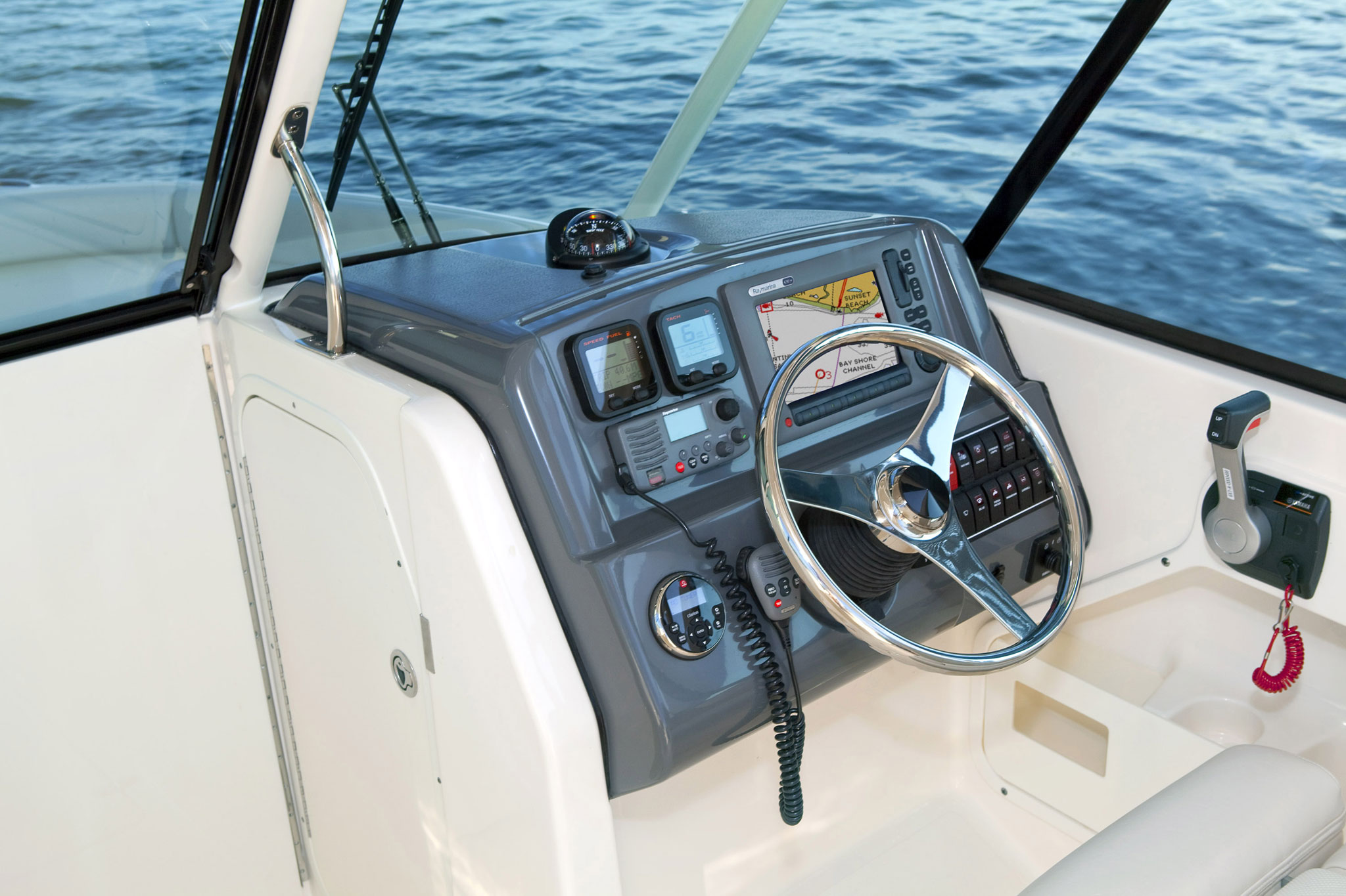 pursuit DC 265 DUAL CONSOLE-10